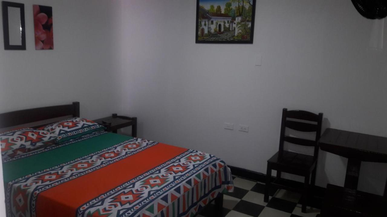 Hospedaje Santa Bárbara Buga Kültér fotó